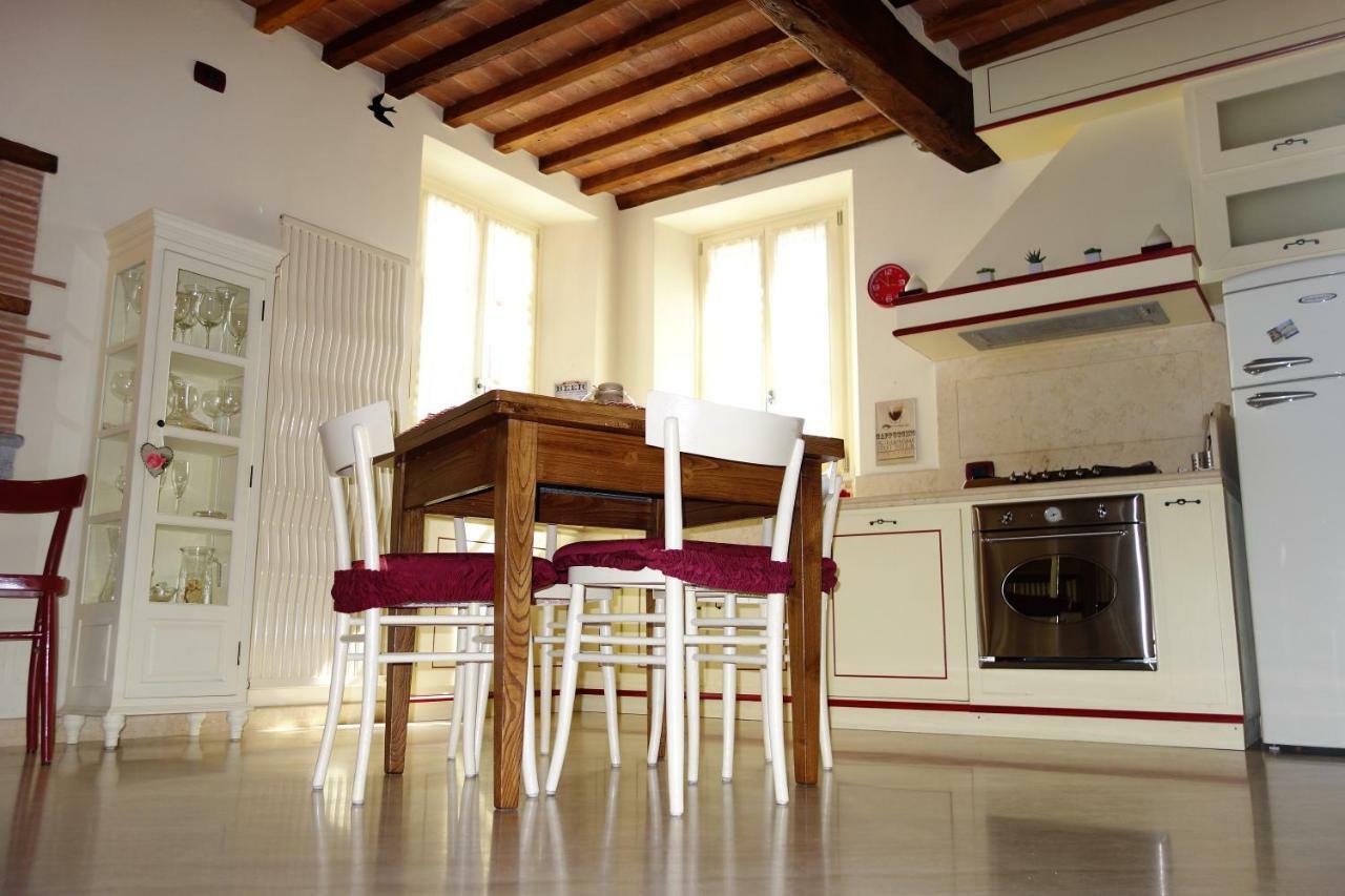 House Versilia Luca E Giada, 5 Chilometri Da Forte Dei Marmi! Luaran gambar